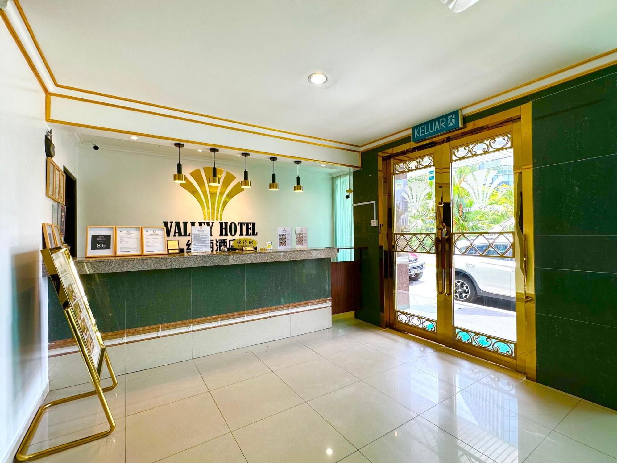 Valley Hotel Kota Kinabalu Bagian luar foto